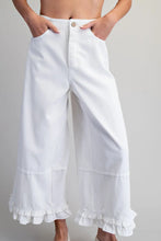 Flaunt Pants
