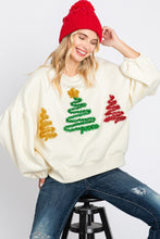 Tinsel Tree Sweatshirt - Curvy