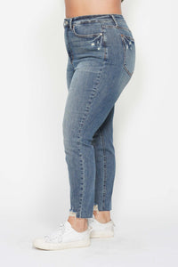 Judy Blue Vintage Wash Jeans - Regular & Curvy