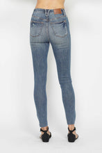 Judy Blue Vintage Wash Jeans - Regular & Curvy