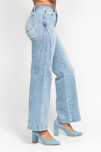 Judy Blue In the Details Jeans