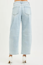 Risen Barrel Jeans