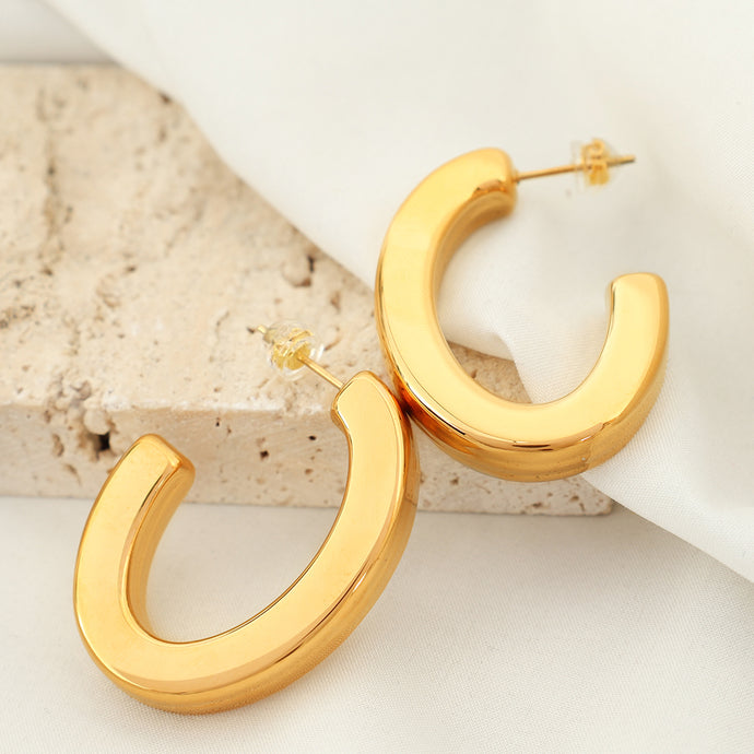 Shawna Hoops