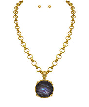 Victoria Necklace