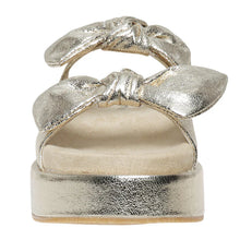 Mindy Sandal